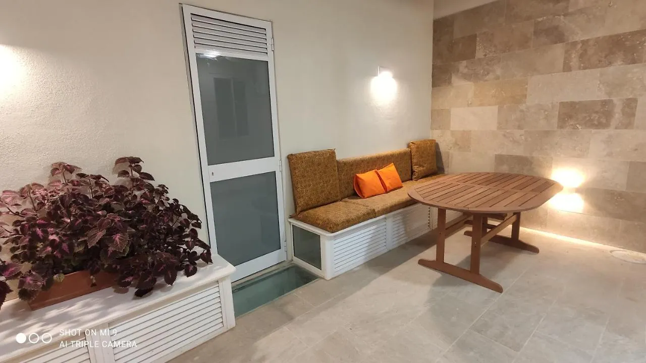 Aquamarine Sea Front Apartments - Elevated Ground Floor With Balcony And Yard Marsaskala