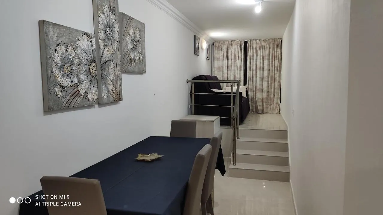 Aquamarine Sea Front Apartments - Elevated Ground Floor With Balcony And Yard Marsaskala 0*,  Málta