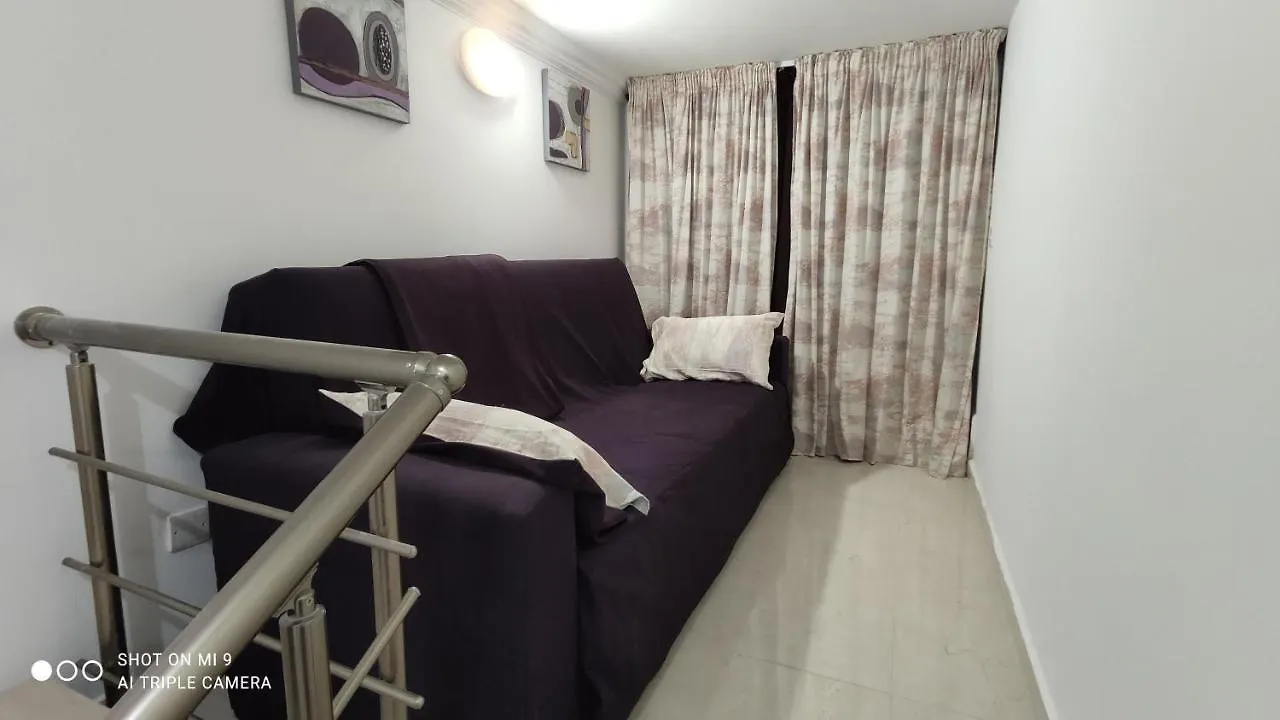 Aquamarine Sea Front Apartments - Elevated Ground Floor With Balcony And Yard Marsaskala Málta