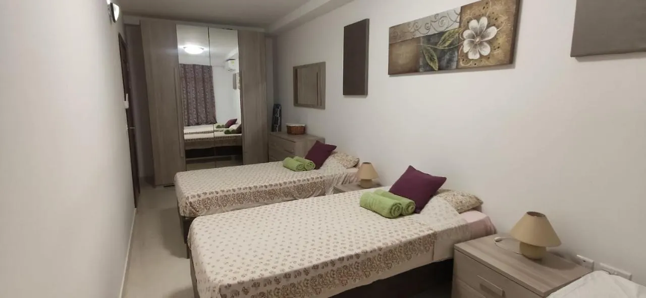 Aquamarine Sea Front Apartments - Elevated Ground Floor With Balcony And Yard Marsaskala